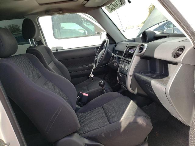 JTLKT334750207206 - 2005 TOYOTA SCION XB თეთრი ფოტო 5