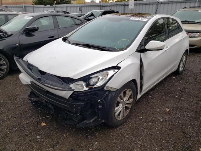 KMHD35LE3DU109317 - 2013 HYUNDAI ELANTRA GT WHITE photo 2