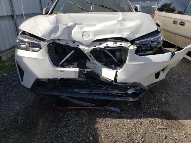 5UX33DT00N9L33470 - 2022 BMW X4 XDRIVE3 WHITE photo 9