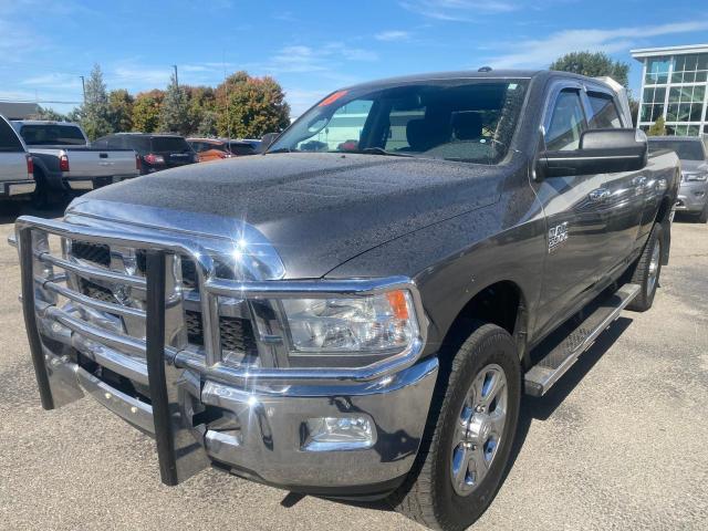 3C63R3DL3DG589711 - 2013 RAM 3500 SLT GRAY photo 2