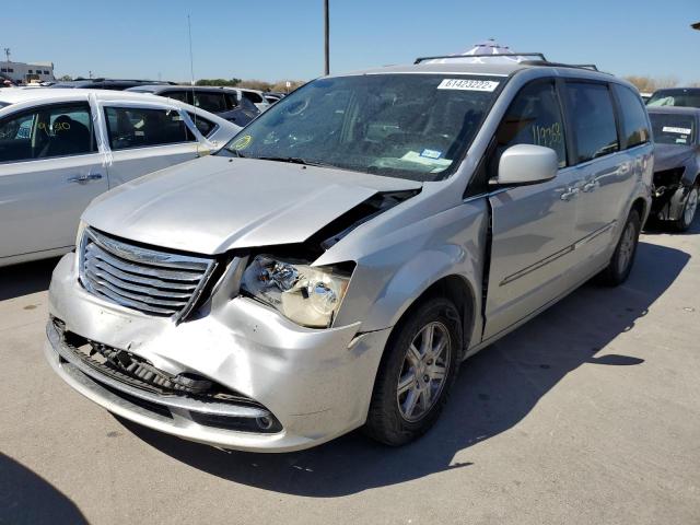 2A4RR5DG5BR768495 - 2011 CHRYSLER TOWN & COU SILVER photo 2