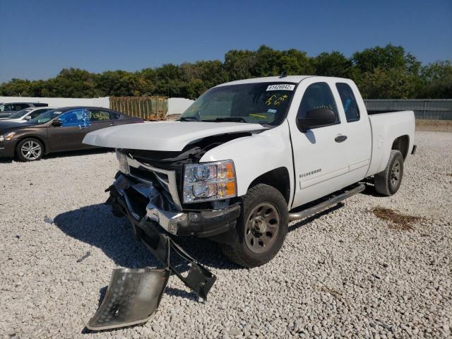 1GCSCREA6AZ297536 - 2010 CHEVROLET silverado WHITE photo 2