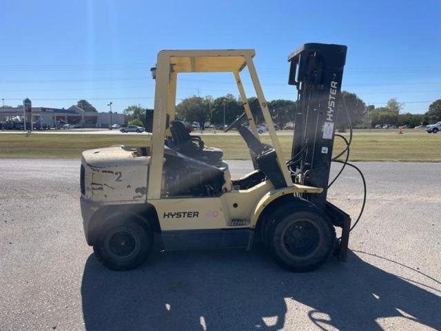 K005D05604Y - 2005 HYST FORKLIFT YELLOW photo 1