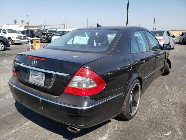 WDBUF56X58B258045 - 2008 MERCEDES-BENZ E 350 BLACK photo 4