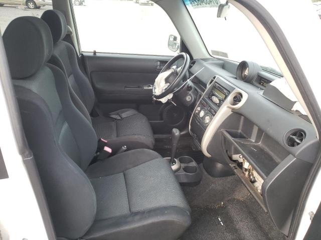 JTLKT324X64117771 - 2006 TOYOTA SCION XB თეთრი ფოტო 5