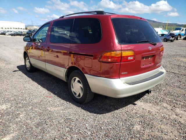 4T3ZF13CXWU026773 - 1998 TOYOTA SIENNA LE RED photo 3