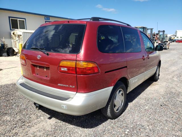 4T3ZF13CXWU026773 - 1998 TOYOTA SIENNA LE RED photo 4