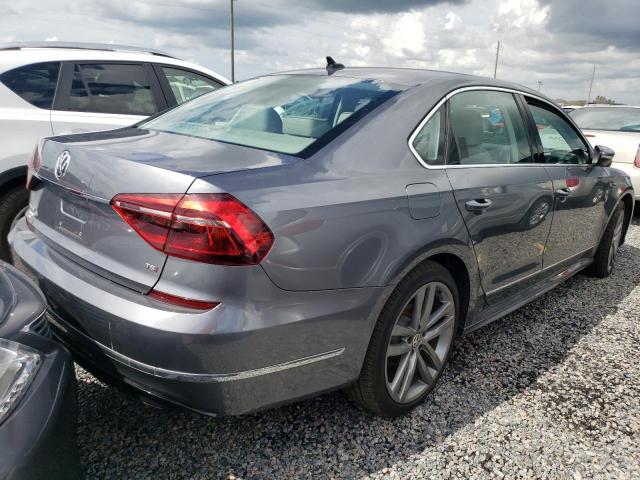 1VWDT7A33HC068388 - 2017 VOLKSWAGEN PASSAT R-L GRAY photo 4