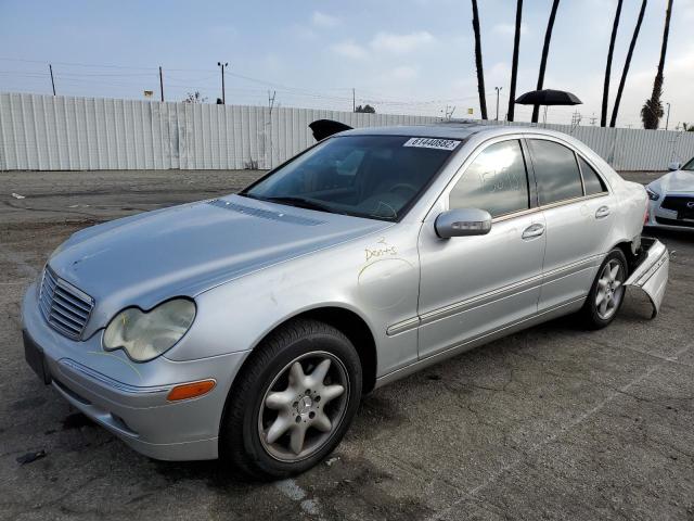 WDBRF64J92F160808 - 2002 MERCEDES-BENZ C 320 SILVER photo 2