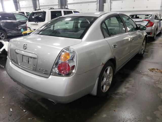 1N4BL11D04C172854 - 2004 NISSAN ALTIMA SE SILVER photo 4