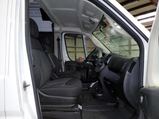 3C6TRVBG5KE550032 - 2019 RAM PROMASTER WHITE photo 5