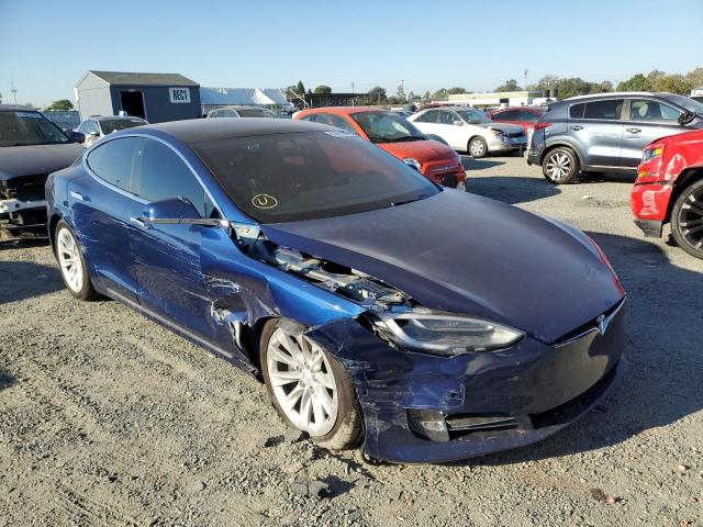 5YJSA1E27JF235911 - 2018 TESLA MODEL S Azul foto 1