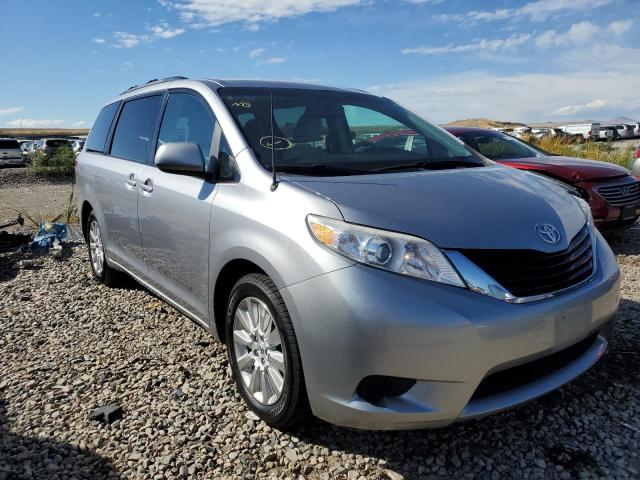 5TDJK3DC6BS002162 - 2011 TOYOTA SIENNA LE GRAY photo 1