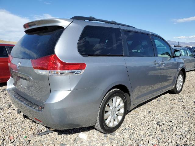 5TDJK3DC6BS002162 - 2011 TOYOTA SIENNA LE GRAY photo 4