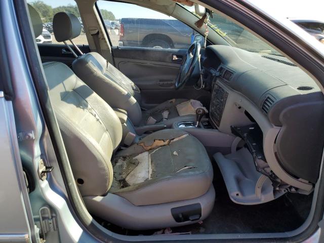 WVWWH63B73E227602 - 2003 VOLKSWAGEN PASSAT GLX Gümüş foto 5