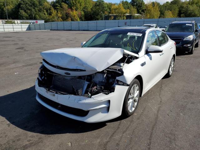 5XXGU4L33GG085070 - 2016 KIA OPTIMA EX WHITE photo 9