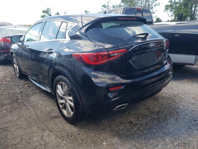 SJKCH5CP0JA049638 - 2018 INFINITI QX30 BASE BLACK photo 3