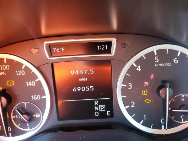 SJKCH5CP0JA049638 - 2018 INFINITI QX30 BASE BLACK photo 8