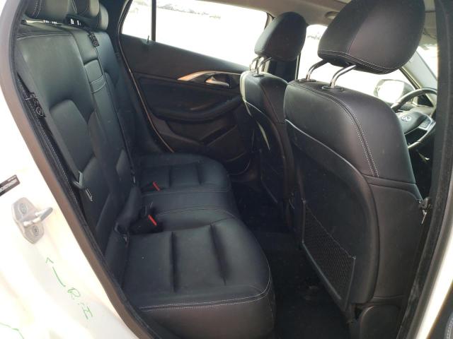 SJKCH5CP3HA028941 - 2017 INFINITI QX30 BASE WHITE photo 6