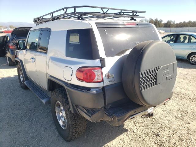 JTEBU11F88K023561 - 2008 TOYOTA FJ CRUISER SILVER photo 3