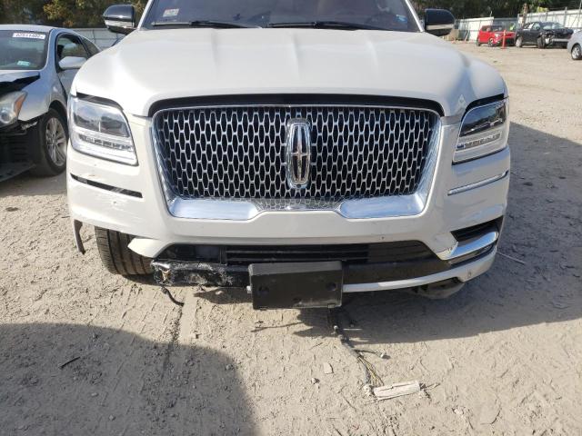 5LMJJ2LT8KEL24220 - 2019 LINCOLN NAVIGATOR CREAM photo 9