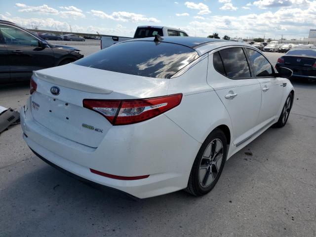 KNAGM4AD2D5041179 - 2013 KIA OPTIMA HYB WHITE photo 4