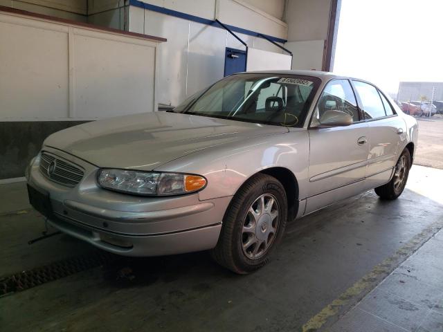 2G4WB55K221288280 - 2002 BUICK REGAL SILVER photo 2