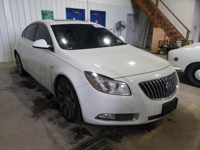 W04G05GV5B1073224 - 2011 BUICK REGAL CXL WHITE photo 1