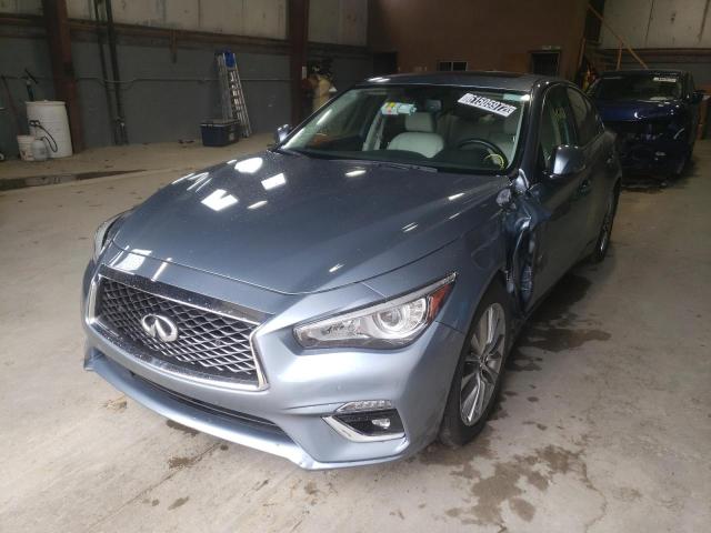 JN1EV7AP7JM360181 - 2018 INFINITI Q50 LUXE GRAY photo 2