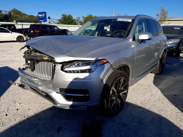YV4A22PL6K1420091 - 2019 VOLVO XC90 T6 IN SILVER photo 2