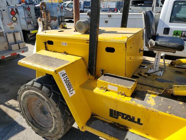 805132 - 2003 OTHR LOADER YELLOW photo 6