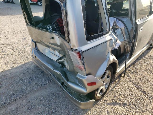 JTLKT324354029272 - 2005 TOYOTA SCION XB Gümüş fotoğraf 9