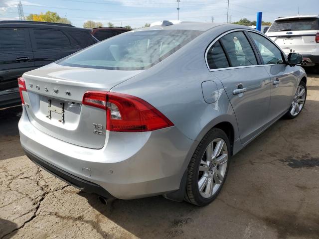 YV1902FH7B2014365 - 2011 VOLVO S60 T6 SILVER photo 4