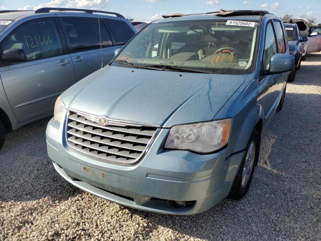 2A4RR5D1XAR142015 - 2010 CHRYSLER TOWN & COU BLUE photo 2