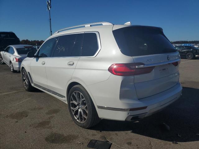 5UXCW2C53KL081509 - 2019 BMW X7 XDRIVE4 WHITE photo 3