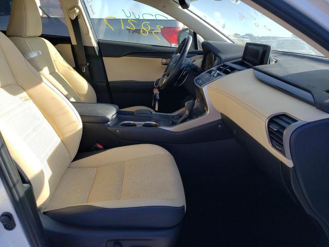 JTJYARBZ1K2154785 - 2019 LEXUS NX 300 BAS 白色 照片 5