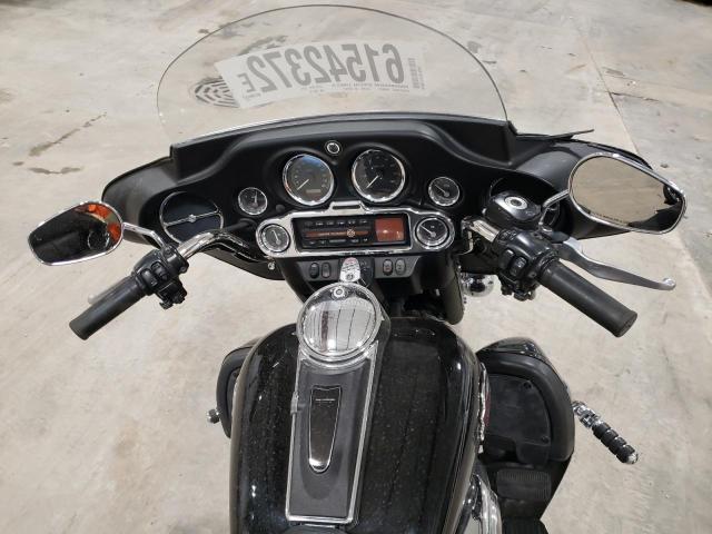 1HD1FCW185Y605170 - 2005 HARLEY-DAVIDSON FLHTCUI 黑色 照片 5