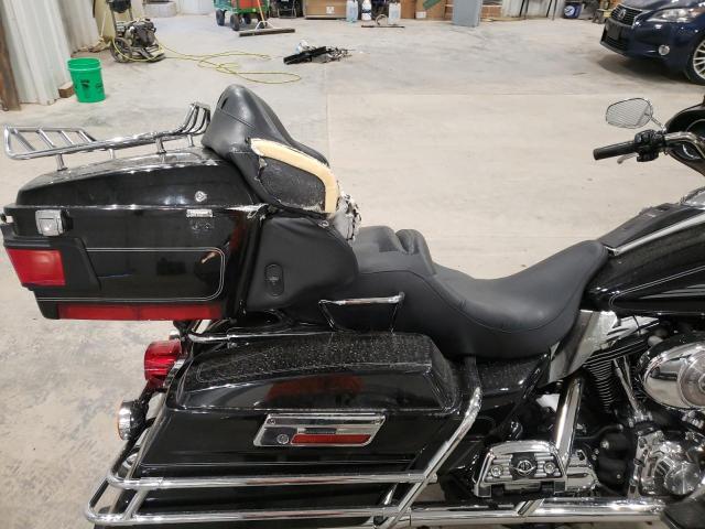 1HD1FCW185Y605170 - 2005 HARLEY-DAVIDSON FLHTCUI BLACK photo 6