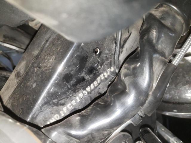 1HD1FCW193Y627837 - 2003 HARLEY-DAVIDSON FLHTCUI 黑色 照片 10