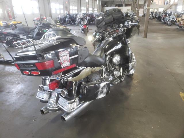 1HD1FCW193Y627837 - 2003 HARLEY-DAVIDSON FLHTCUI 黑色 照片 4