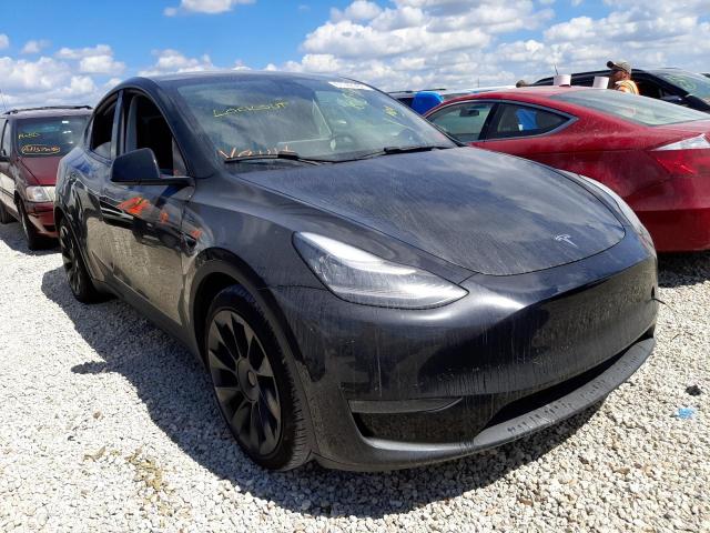 5YJYGDEE0MF070454 - 2021 TESLA MODEL Y أبيض صورة 1