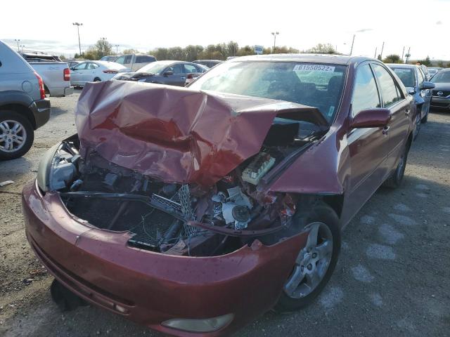 4T1BF32K13U040300 - 2003 TOYOTA CAMRY LE RED photo 2