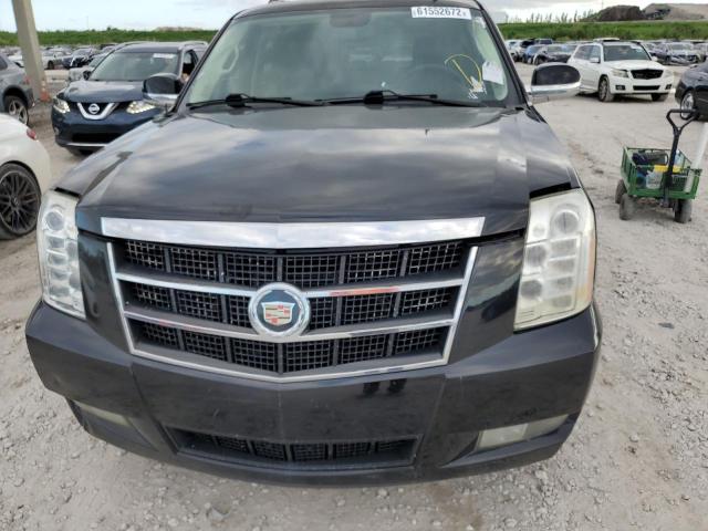 1GYS3KEFXBR119403 - 2011 CADILLAC ESCALADE E შავი ფოტო 9