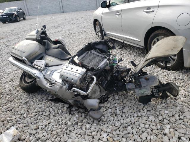 1HFSC47093A203633 - 2003 HONDA GL1800 GRAY photo 1