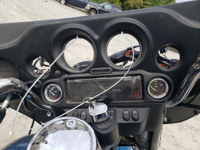 1HD1FCW186Y655794 - 2006 HARLEY-DAVIDSON FLHTCUI 蓝色 照片 8