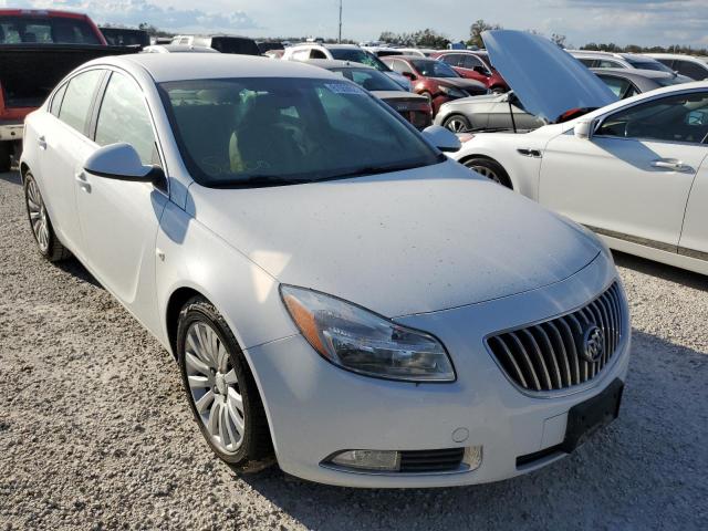 W04GR5EC6B1015596 - 2011 BUICK REGAL CXL WHITE photo 1