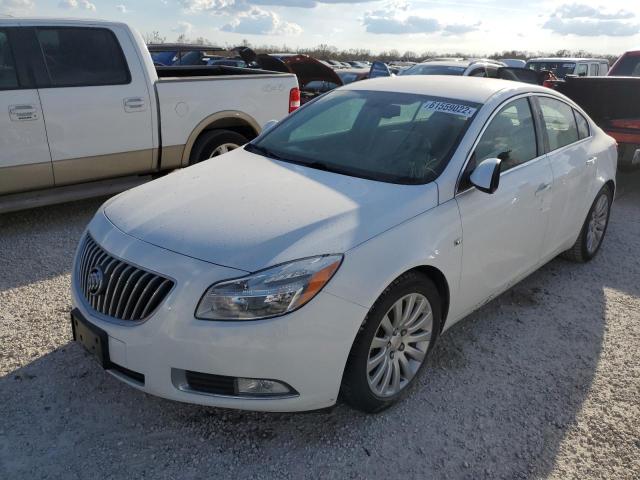 W04GR5EC6B1015596 - 2011 BUICK REGAL CXL WHITE photo 2