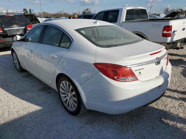 W04GR5EC6B1015596 - 2011 BUICK REGAL CXL WHITE photo 3