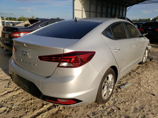 5NPD84LF3KH448918 - 2019 HYUNDAI ELANTRA SE SILVER photo 4