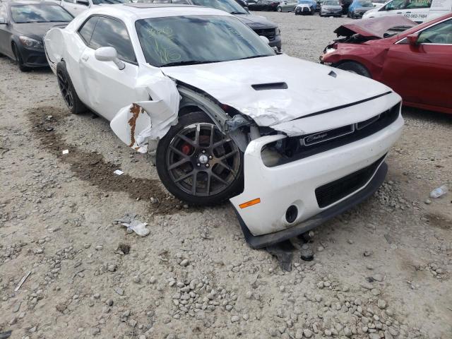 2C3CDZFJ3GH264569 - 2016 DODGE CHALLENGER WHITE photo 9